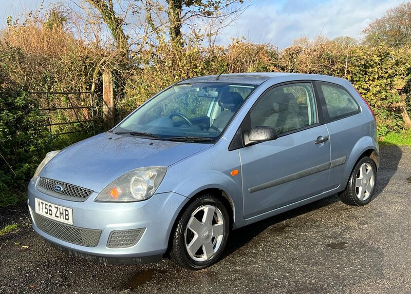 View FORD FIESTA 1.25 Style Climate 3dr
