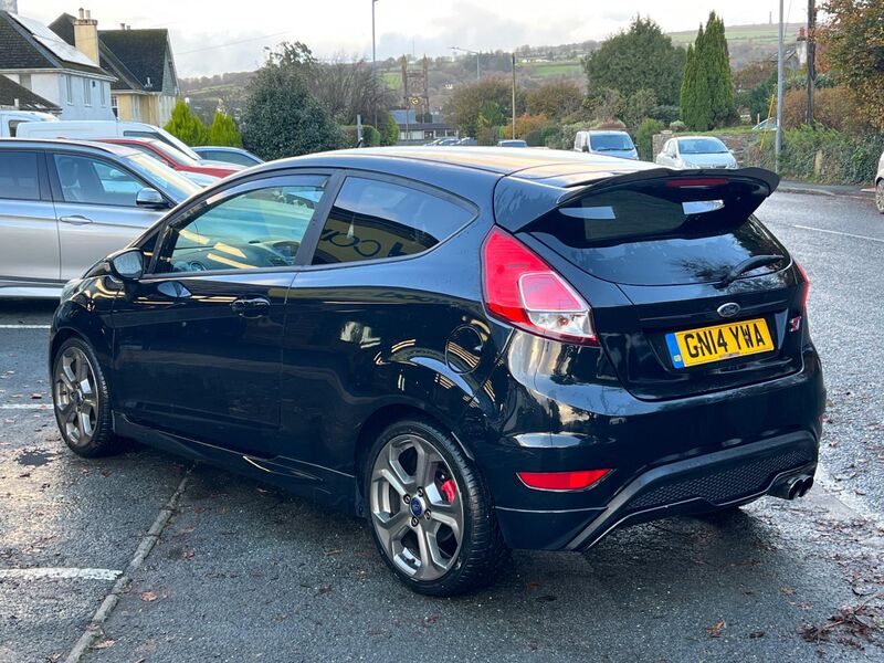 View FORD FIESTA 1.6T EcoBoost ST-2 Euro 5 3dr