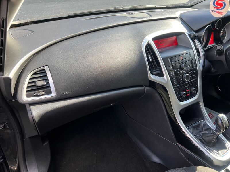 VAUXHALL ASTRA