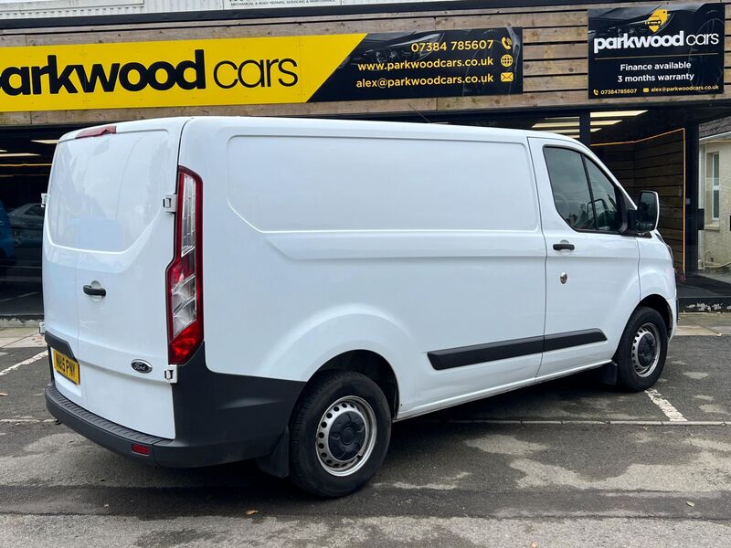 View FORD TRANSIT CUSTOM 2.2 TDCi 290 L1 H1 5dr