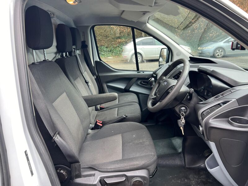 FORD TRANSIT CUSTOM