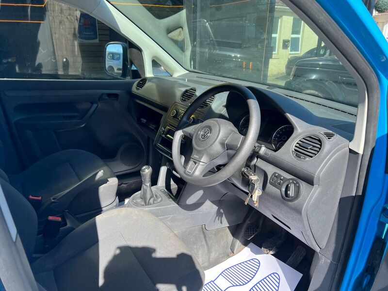 VOLKSWAGEN CADDY