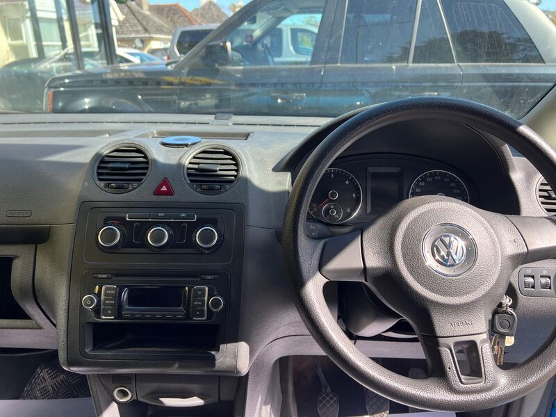 VOLKSWAGEN CADDY
