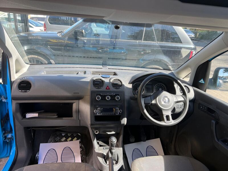 VOLKSWAGEN CADDY
