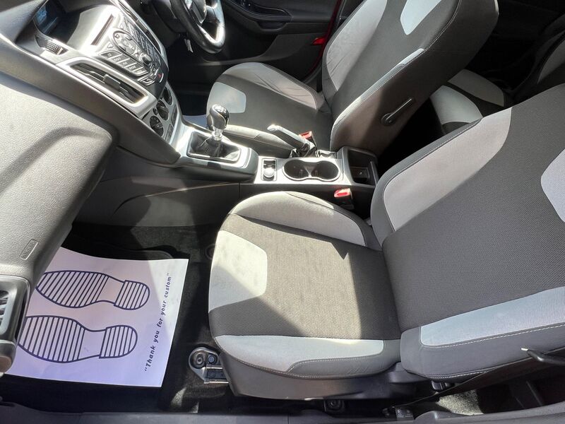 FORD FOCUS