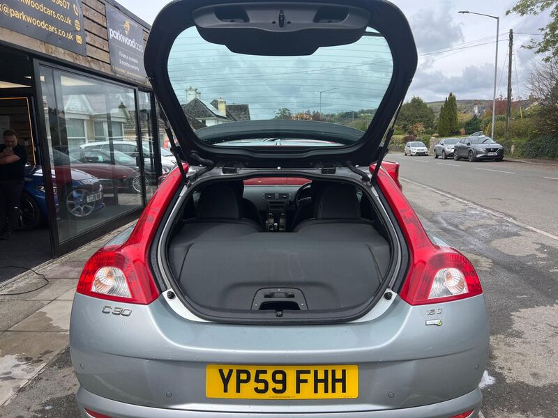 VOLVO C30