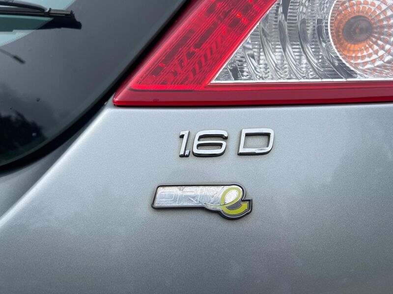 VOLVO C30