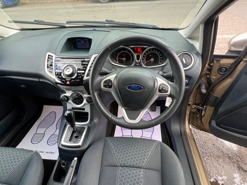 FORD FIESTA