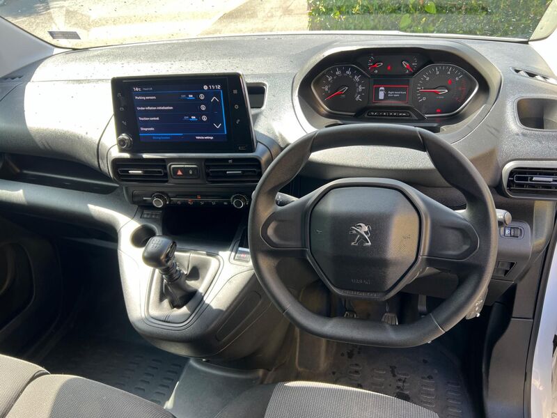 PEUGEOT PARTNER