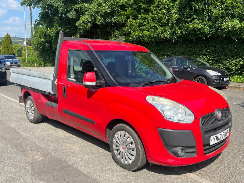 View FIAT DOBLO 1.6 MultiJet 16v L2 4dr