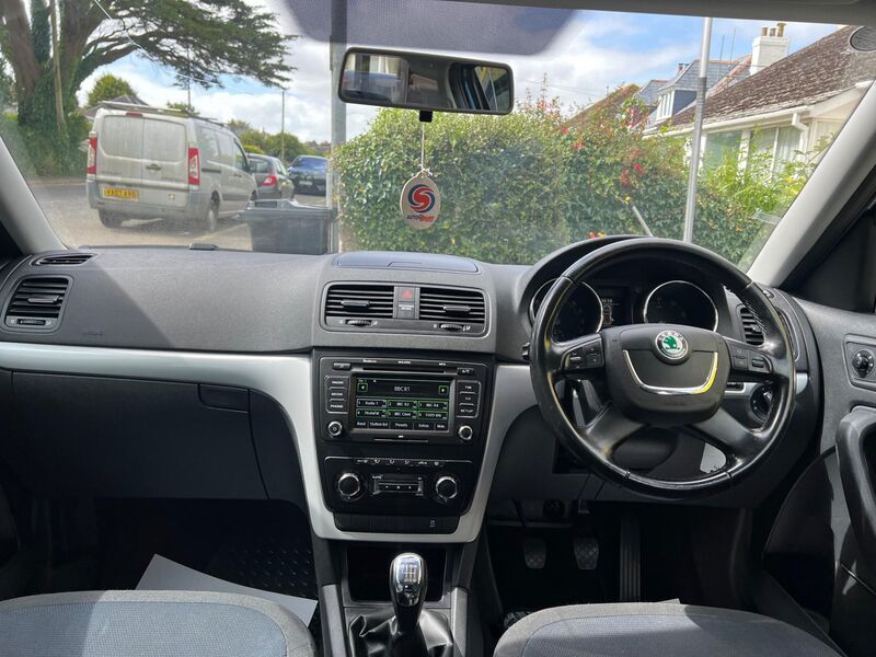 SKODA YETI