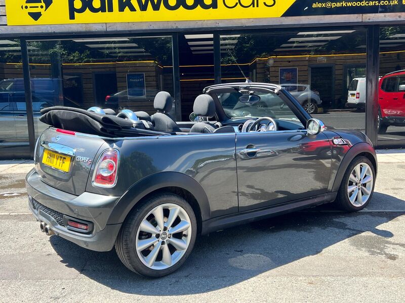 View MINI CONVERTIBLE 1.6 Cooper S Euro 5 (s/s) 2dr
