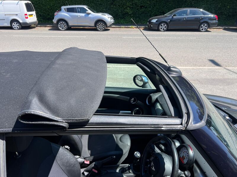 MINI CONVERTIBLE