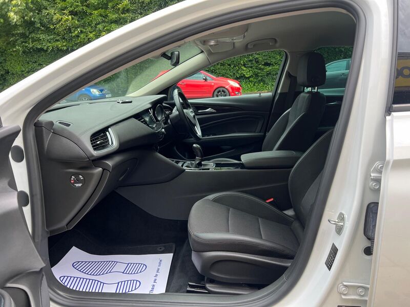 VAUXHALL INSIGNIA