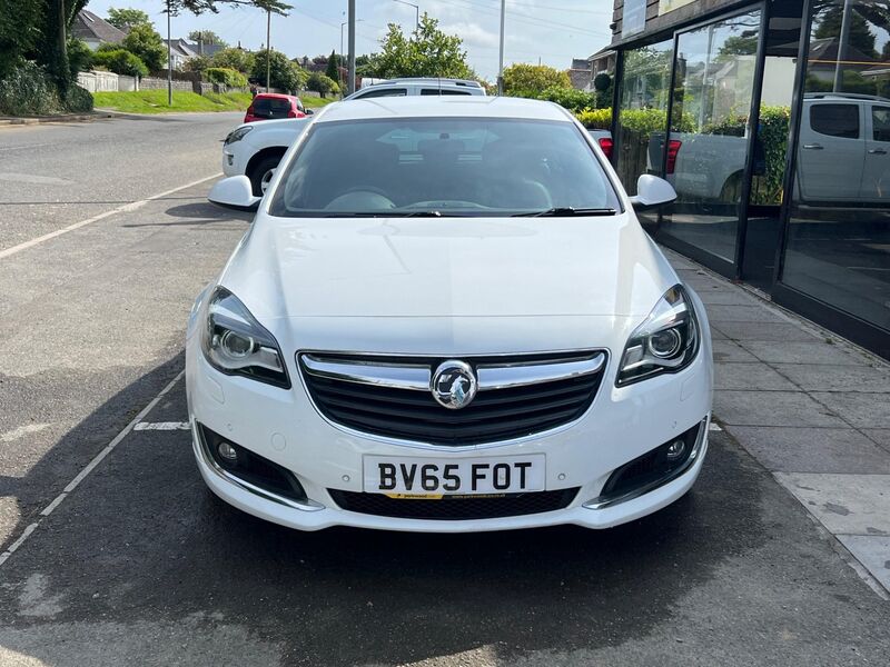 VAUXHALL INSIGNIA
