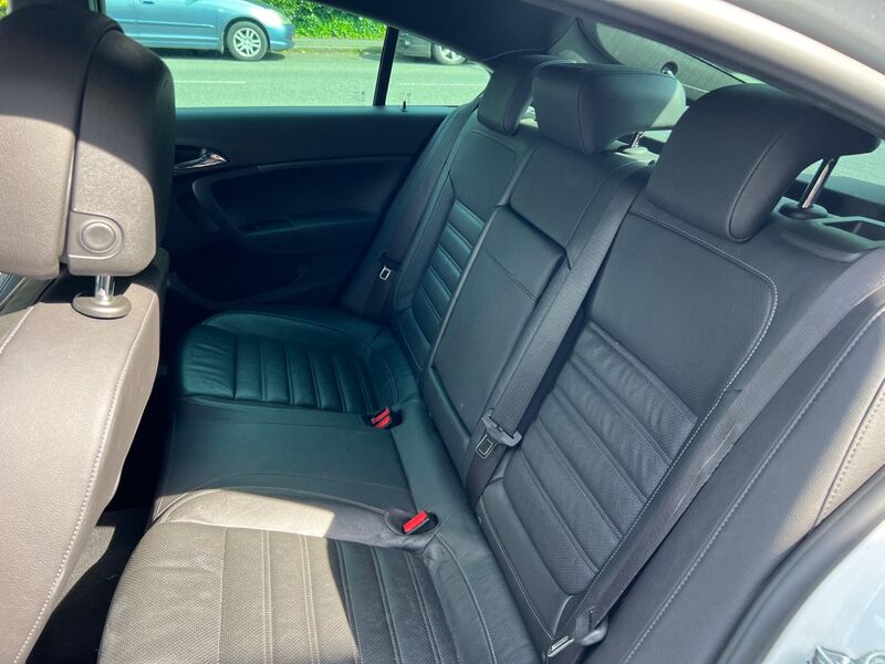 VAUXHALL INSIGNIA