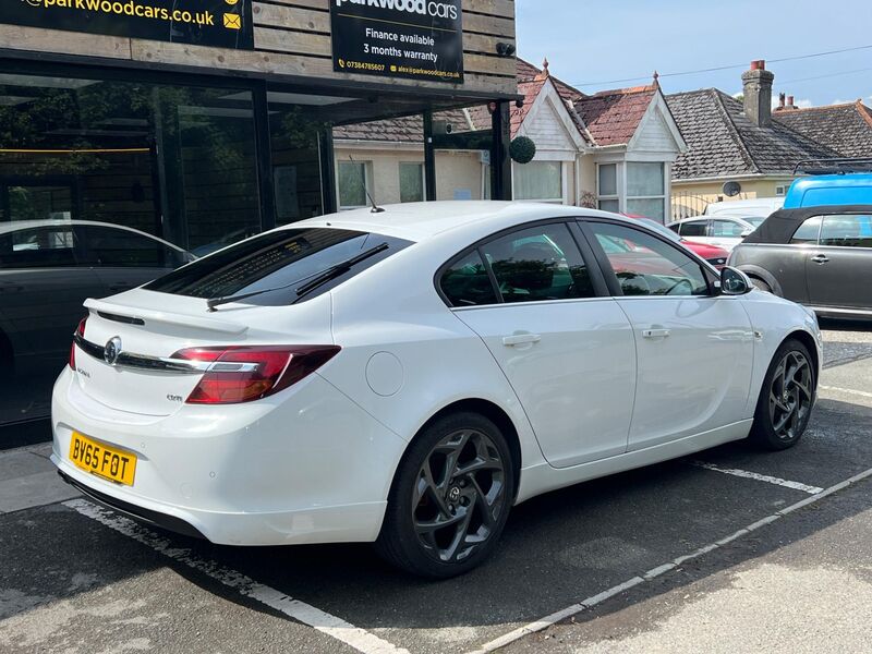 VAUXHALL INSIGNIA