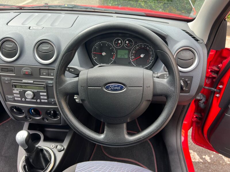 FORD FUSION