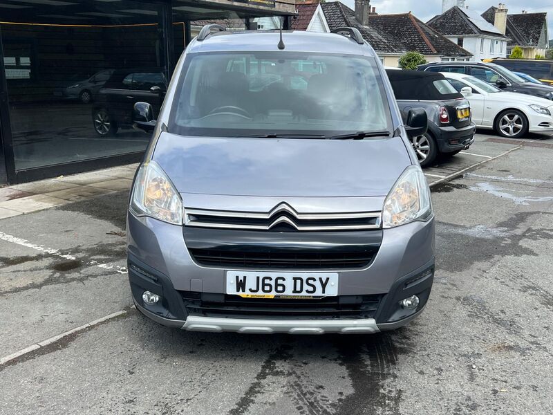 View CITROEN BERLINGO 1.6 BlueHDi XTR Multispace MPV Euro 6 5dr