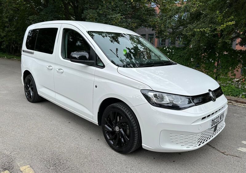 View VOLKSWAGEN CADDY 2.0 TDI Euro 6 (s/s) 5dr