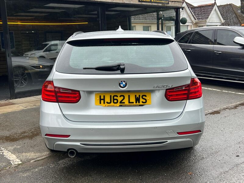 BMW 3 SERIES
