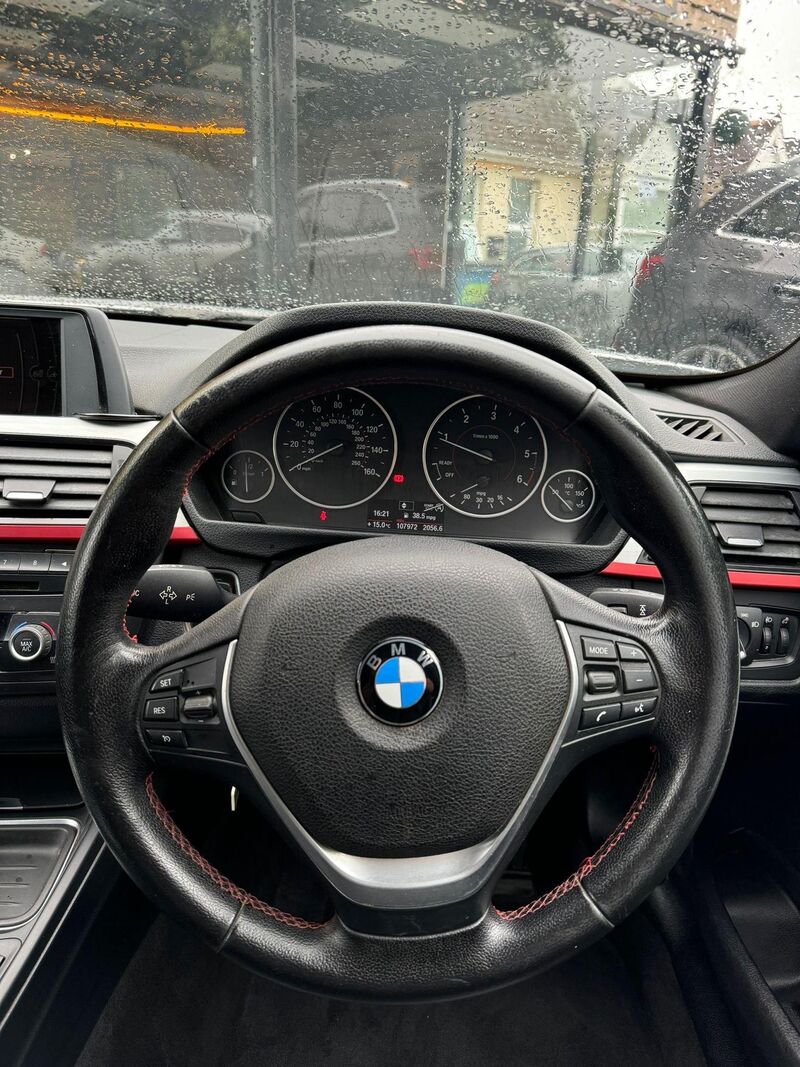 BMW 3 SERIES