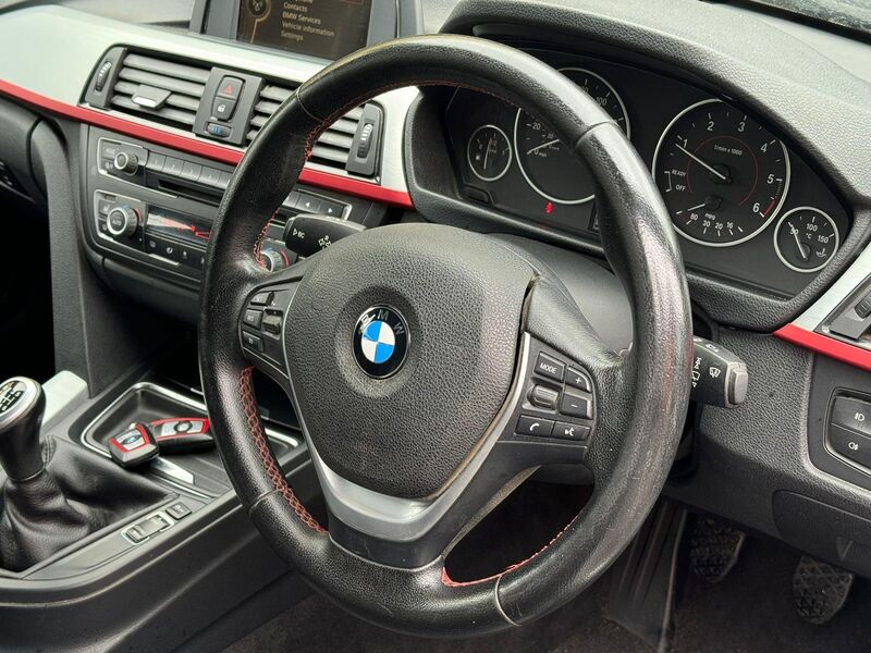 BMW 3 SERIES