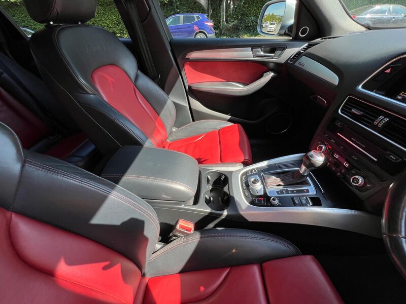 AUDI SQ5