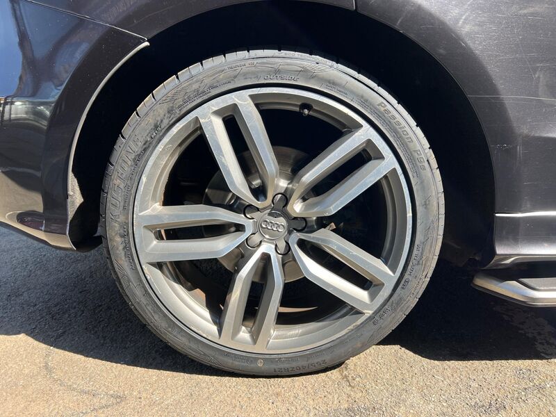 AUDI SQ5