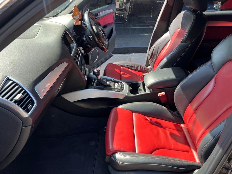 AUDI SQ5