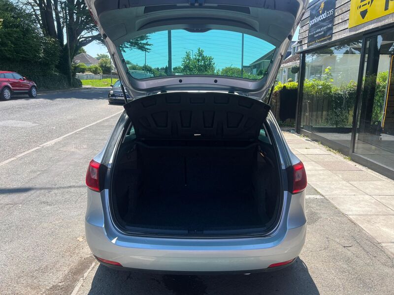 SEAT IBIZA