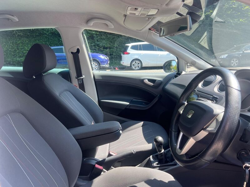 SEAT IBIZA