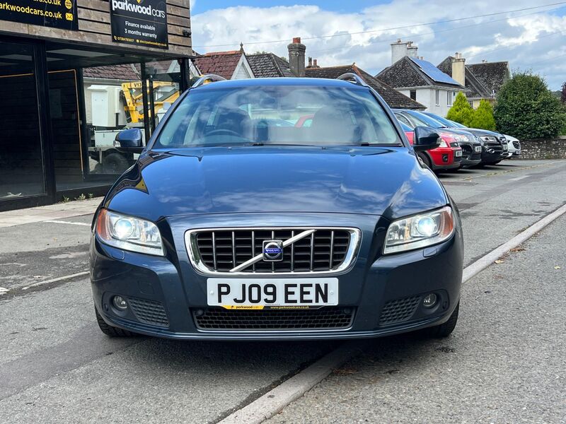 View VOLVO V70 2.0D SE Sport Euro 4 5dr