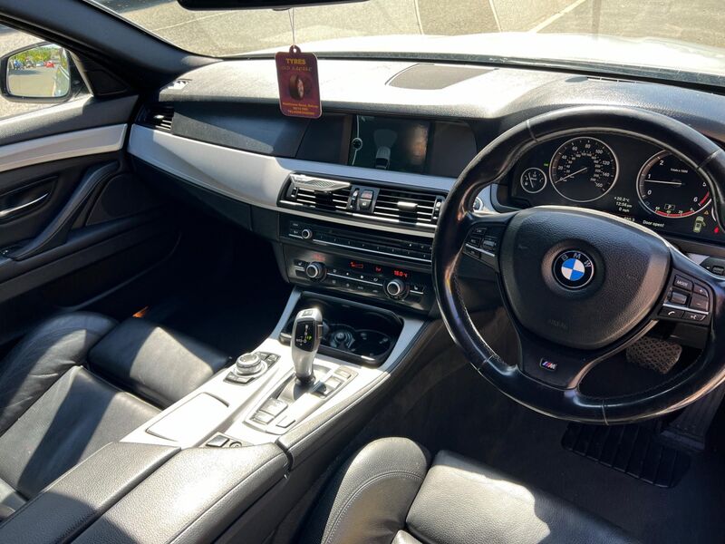 BMW 5 SERIES