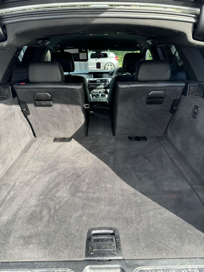 BMW 5 SERIES