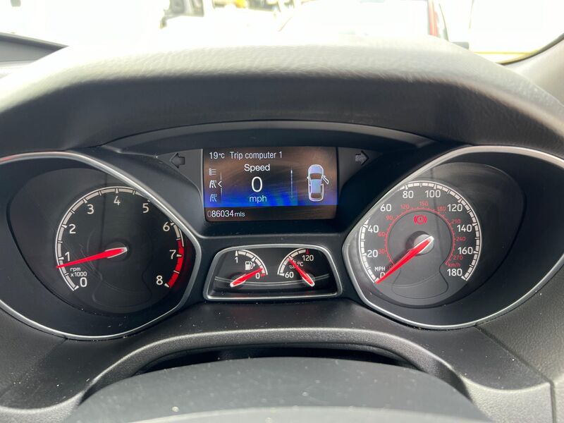 FORD FOCUS