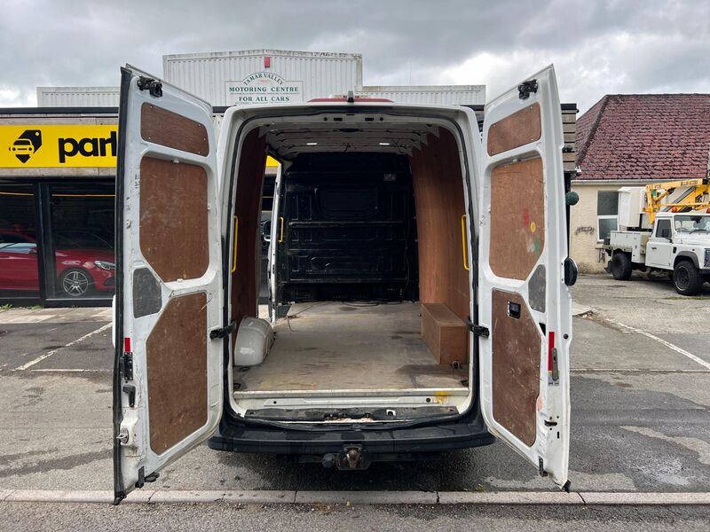 VOLKSWAGEN CRAFTER