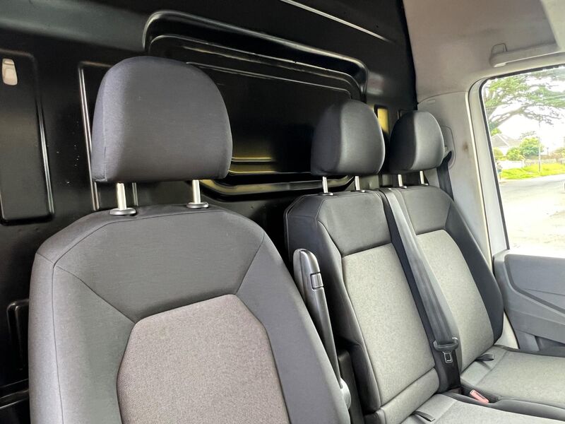 VOLKSWAGEN CRAFTER