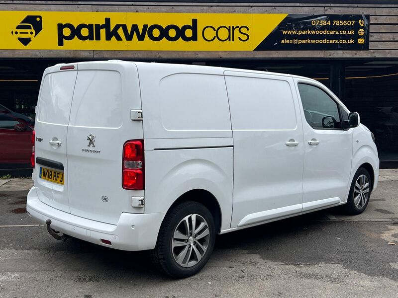 View PEUGEOT EXPERT 2.0 BlueHDi 1400 Professional Plus Standard Panel Van MWB Euro 6 (s/s) 6dr