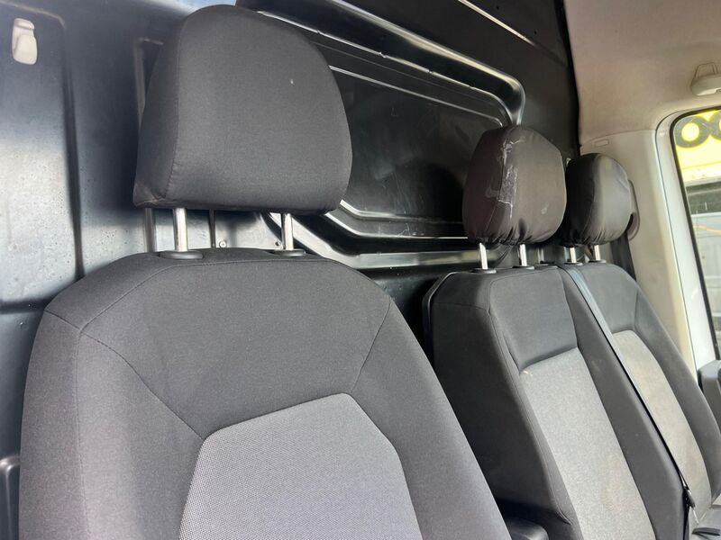 VOLKSWAGEN CRAFTER