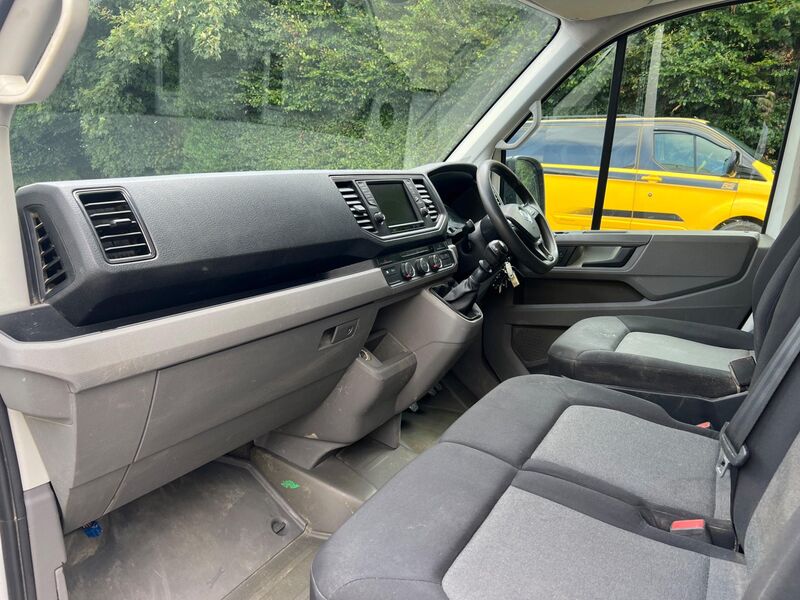 VOLKSWAGEN CRAFTER