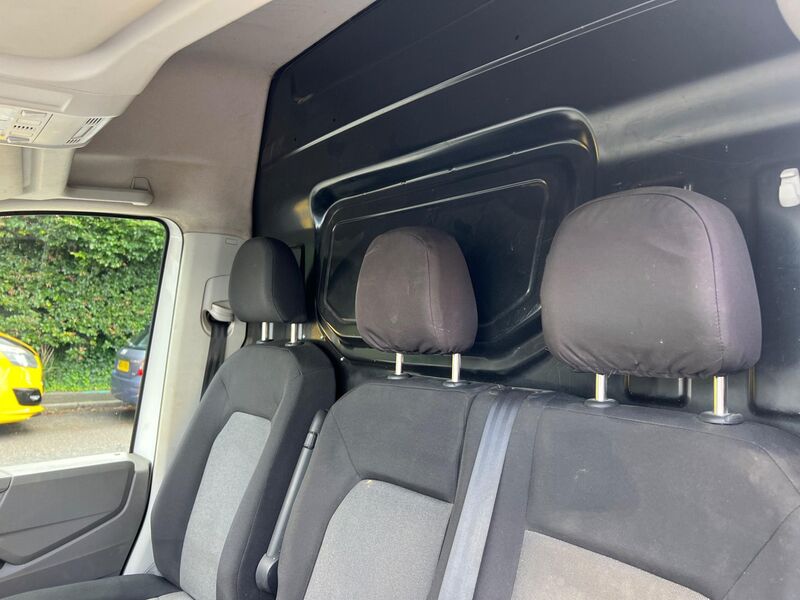 VOLKSWAGEN CRAFTER