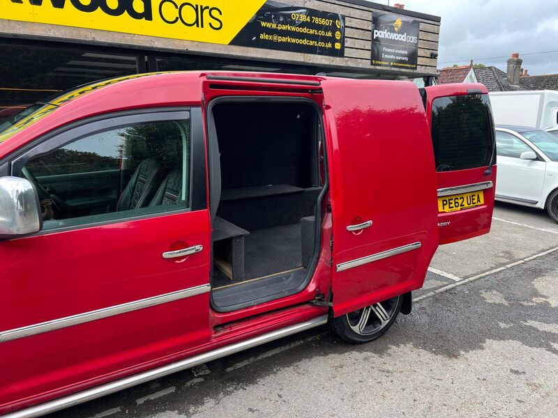 VOLKSWAGEN CADDY