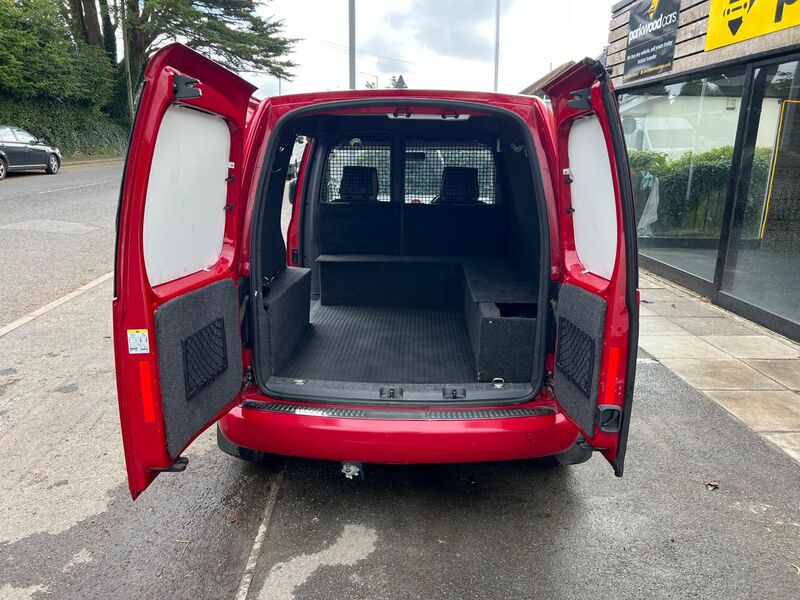 VOLKSWAGEN CADDY