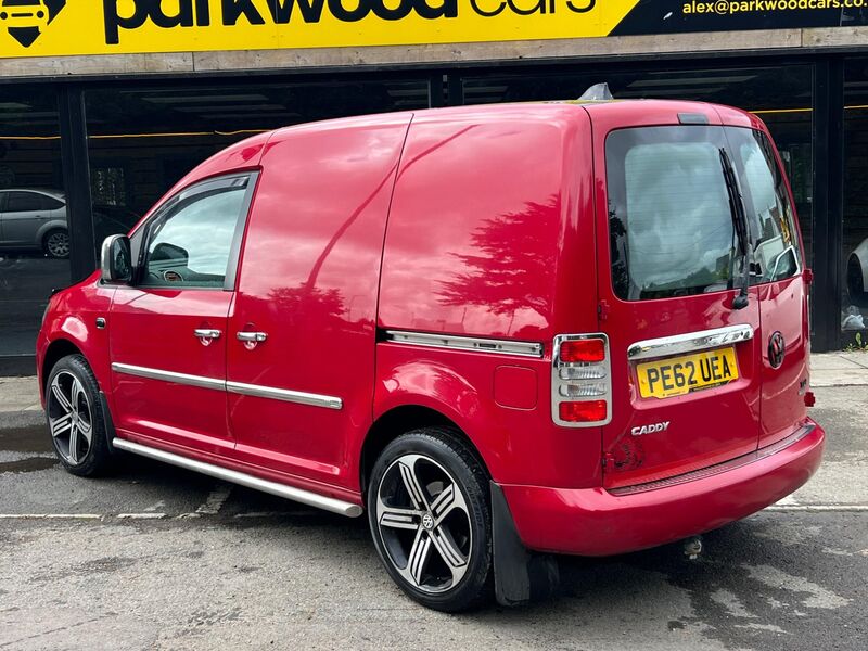 VOLKSWAGEN CADDY