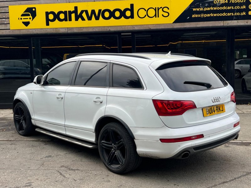AUDI Q7