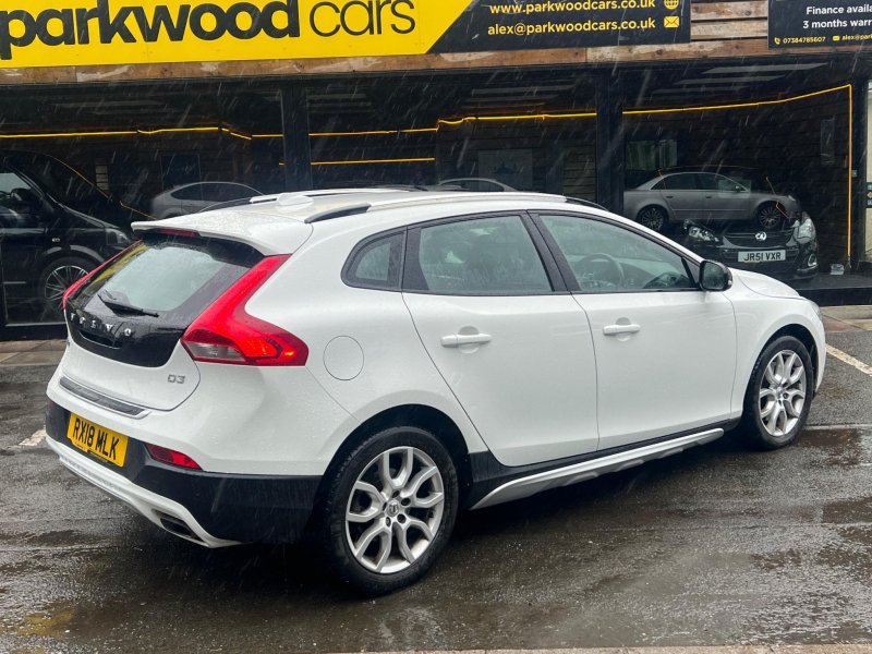 VOLVO V40 CROSS COUNTRY