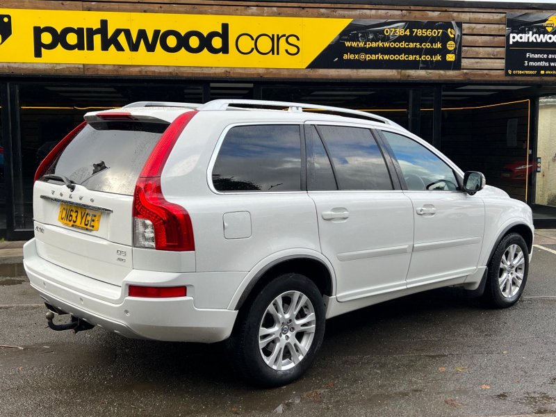 View VOLVO XC90 2.4 D5 SE Lux Geartronic 4WD Euro 5 5dr
