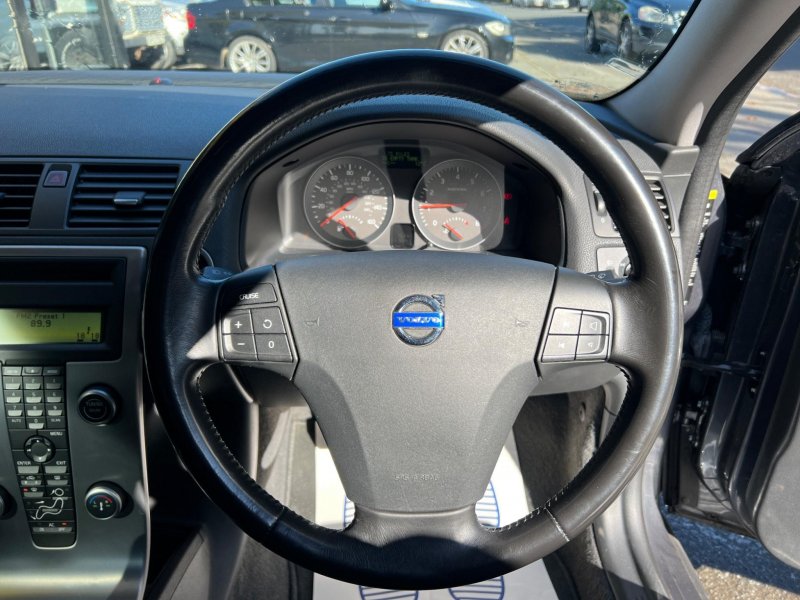 VOLVO C30