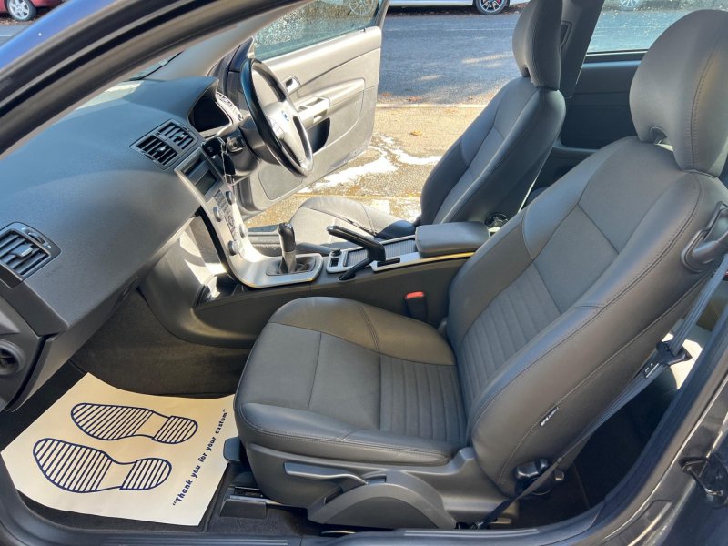 VOLVO C30